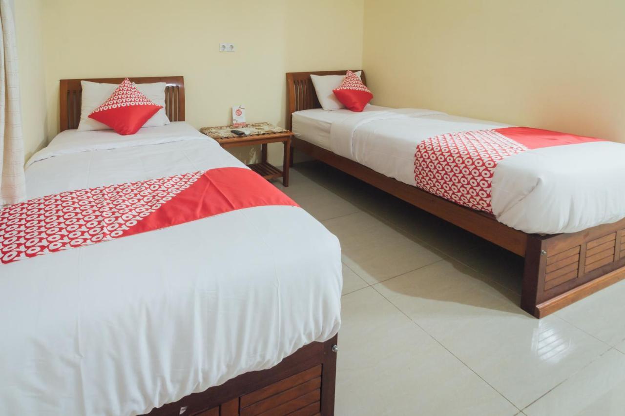 Vaccinated Staff - Oyo 1300 Crecia Guest House Hatu Екстер'єр фото