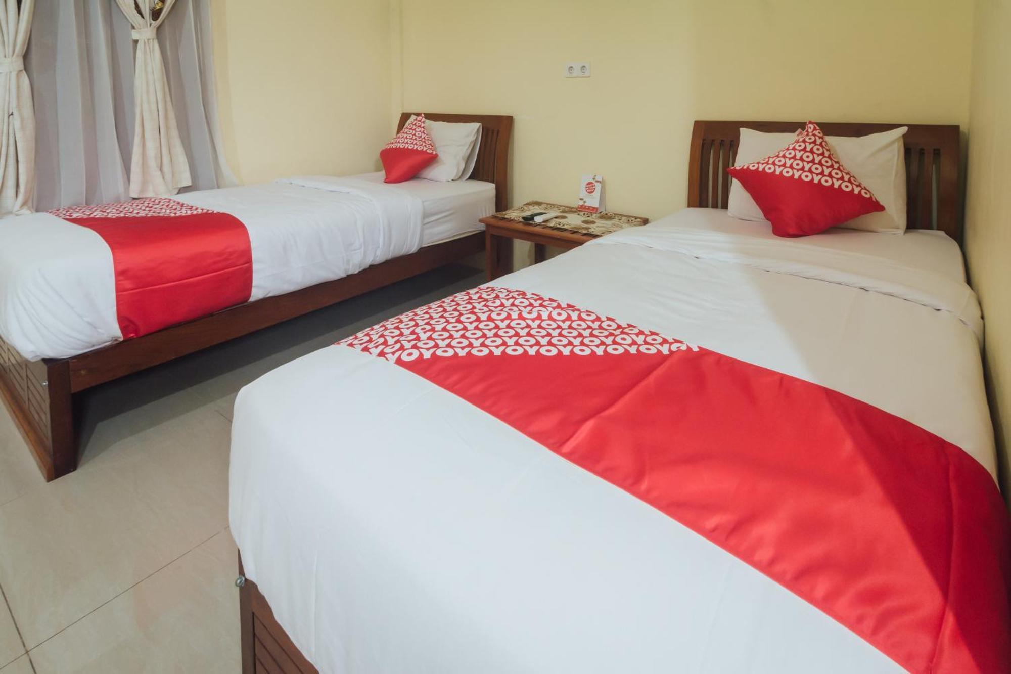 Vaccinated Staff - Oyo 1300 Crecia Guest House Hatu Екстер'єр фото